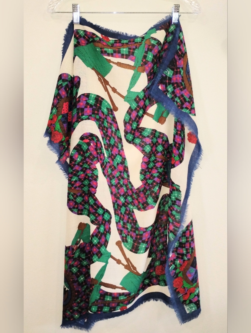 VINTAGE HIGHLAND WOOL SCARF